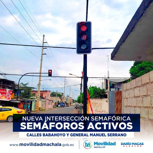 Nueva intersección semafórica en las calles Manuel Serrano y Babahoyo.